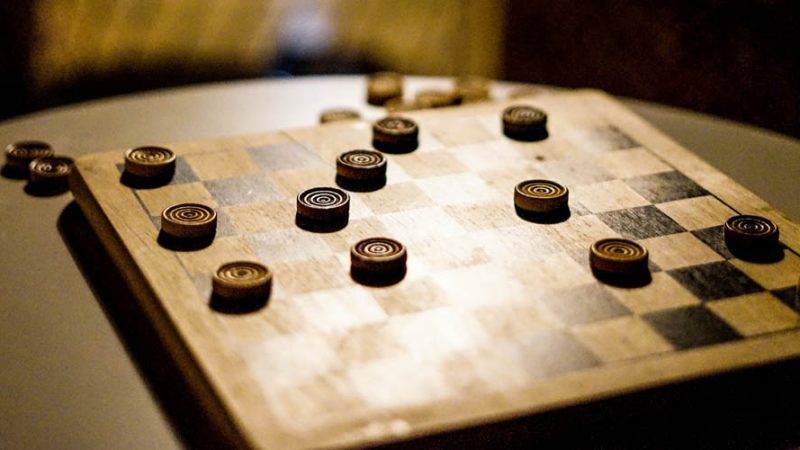 : Mastering the Art of Checkers: Unraveling the Intricacies of the Game’s Rules